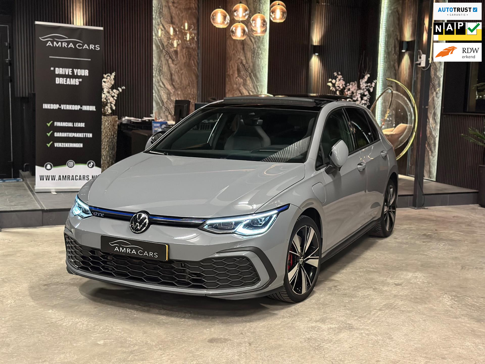 45082540-23.jpg