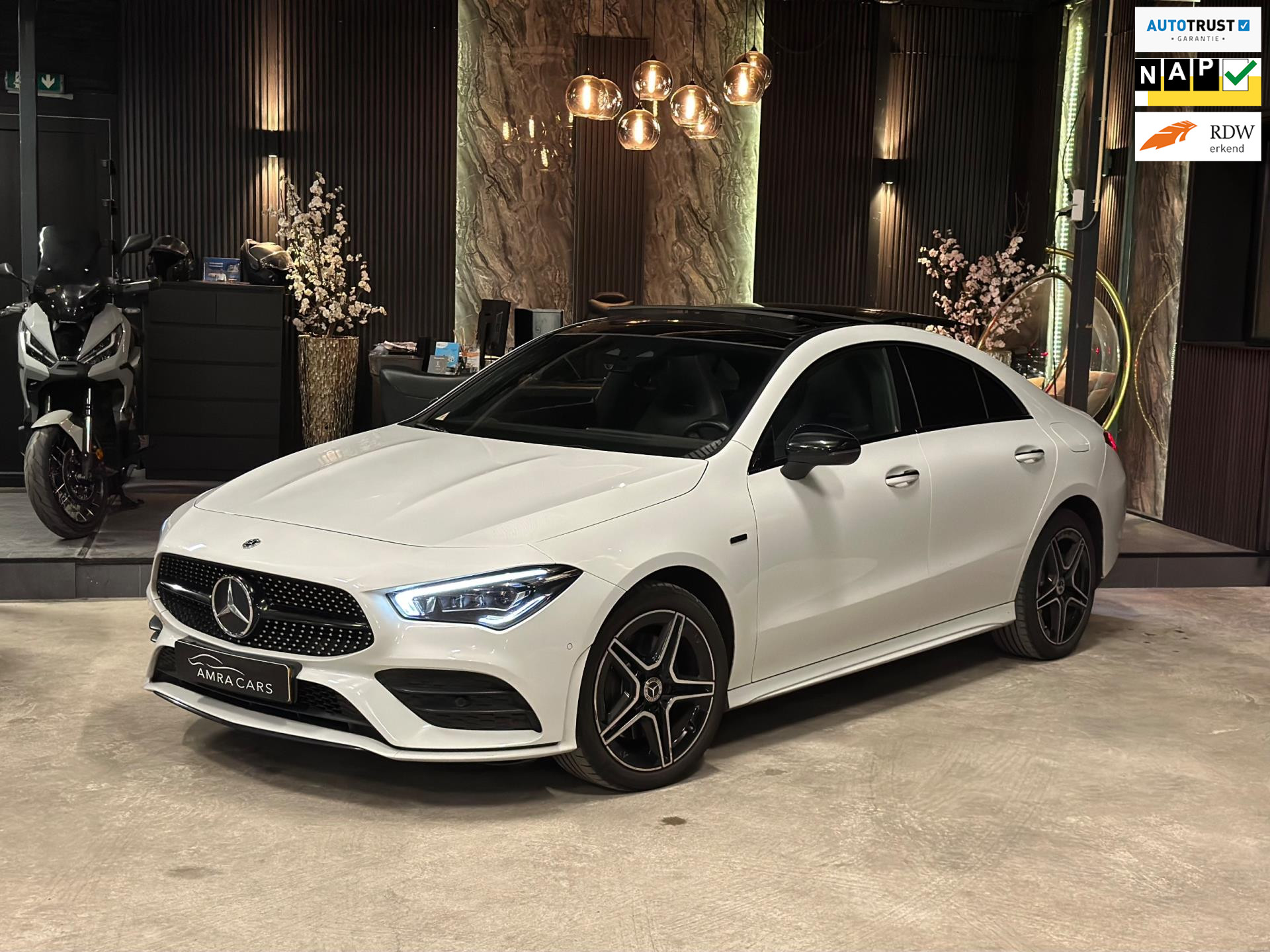 48355643-20.jpg